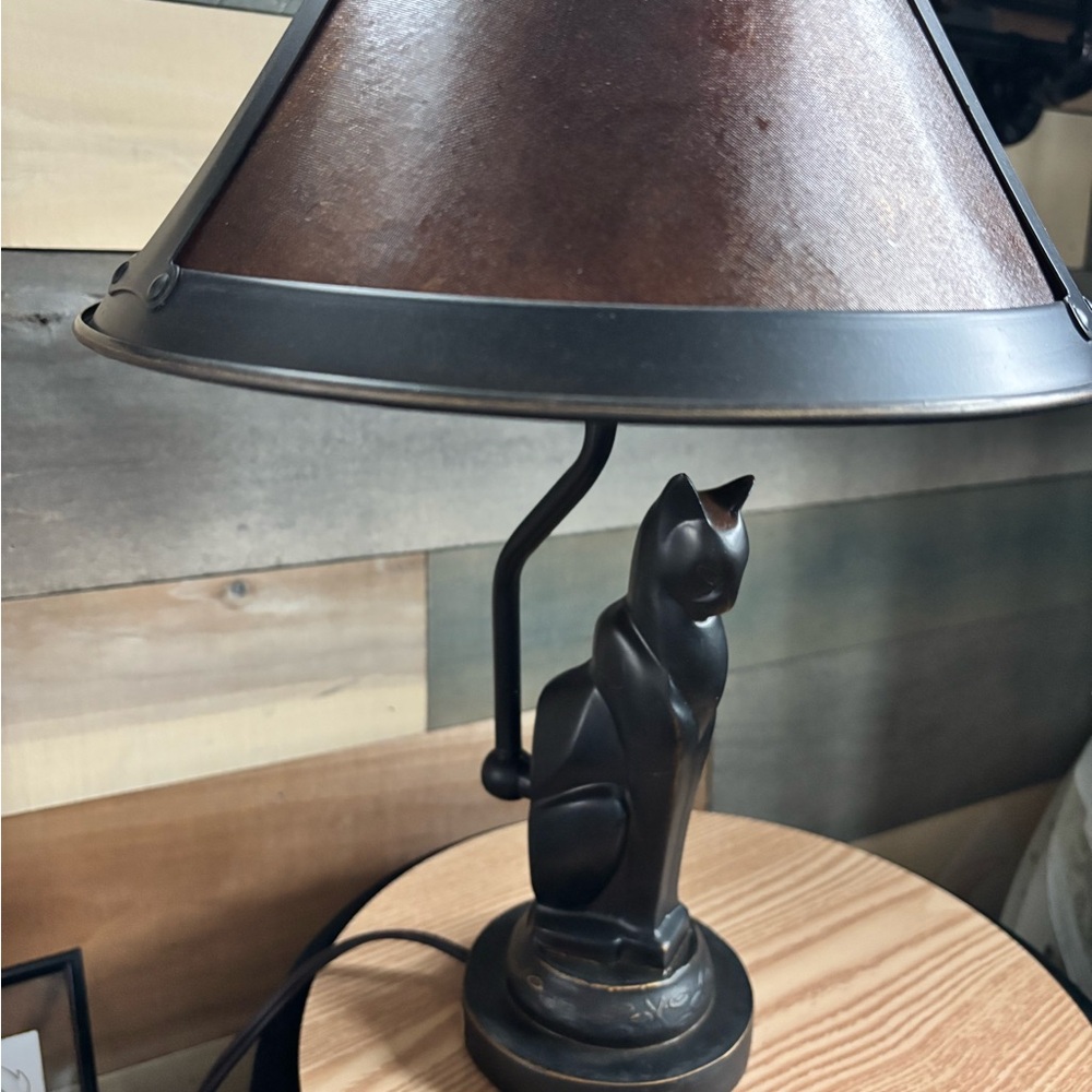 Dale Tiffany Brown Cat Table Lamp